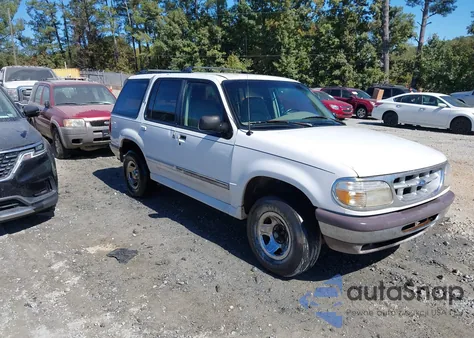 1997 Ford Explorer Eddie Bauer/Limited/Xl/Xlt from USA, damaged, VIN 1FMDU32E2VUB72316
